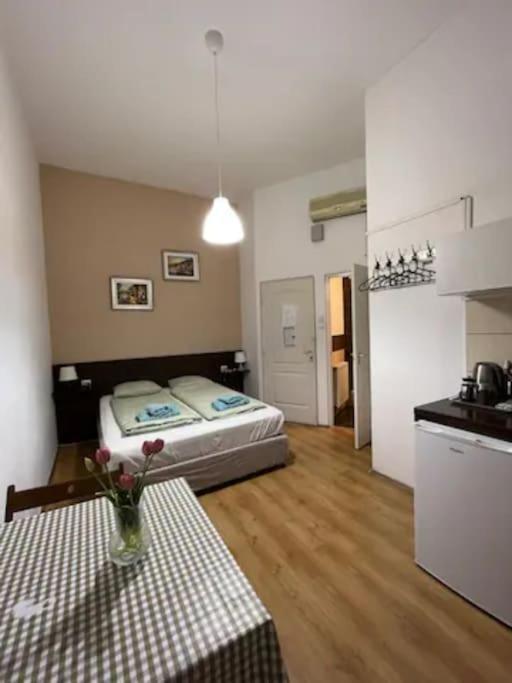 A13 Parliament Sunflower Cozy Apartment 부다페스트 외부 사진